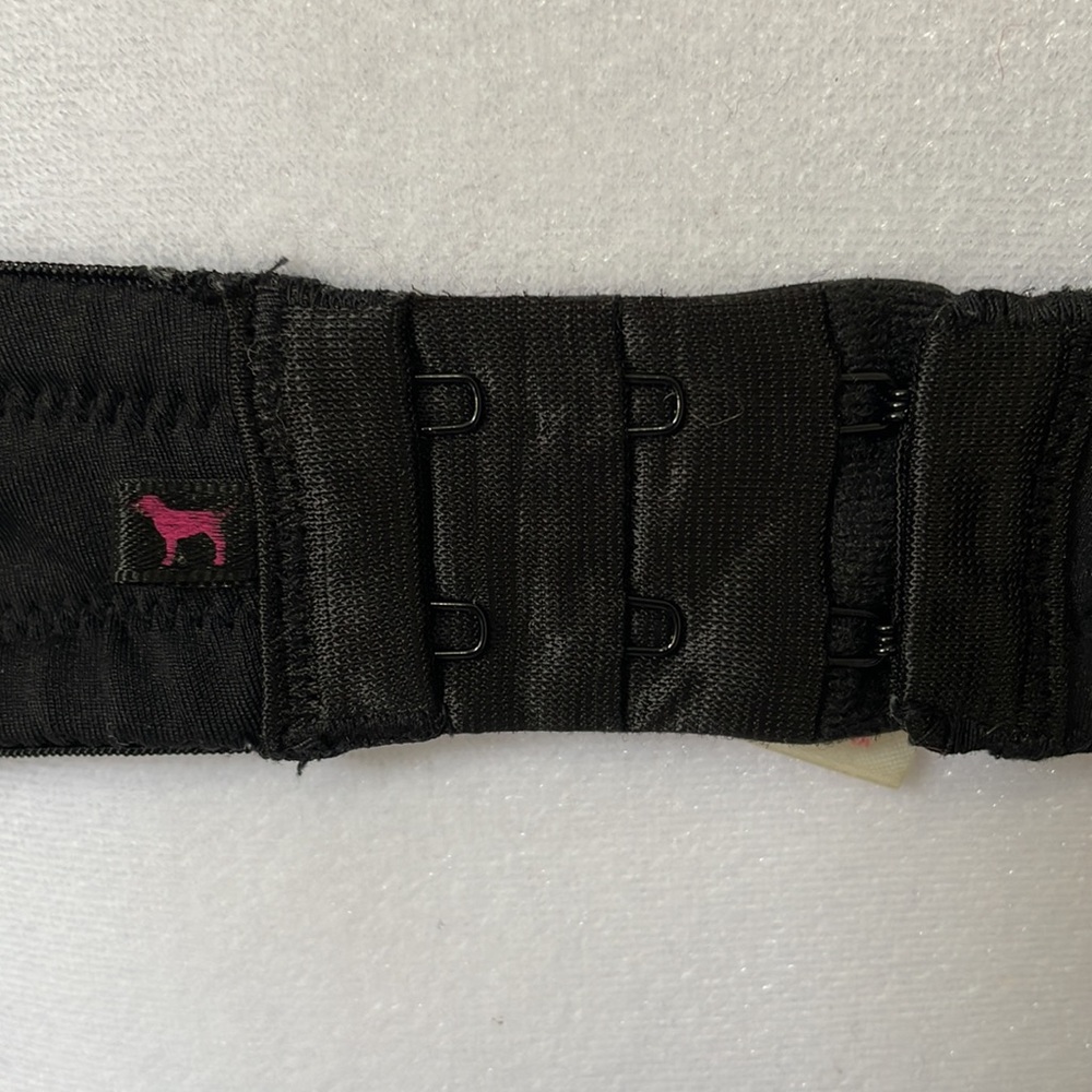 VS PINK Strapless Push Up Bra - Picture 4 of 10
